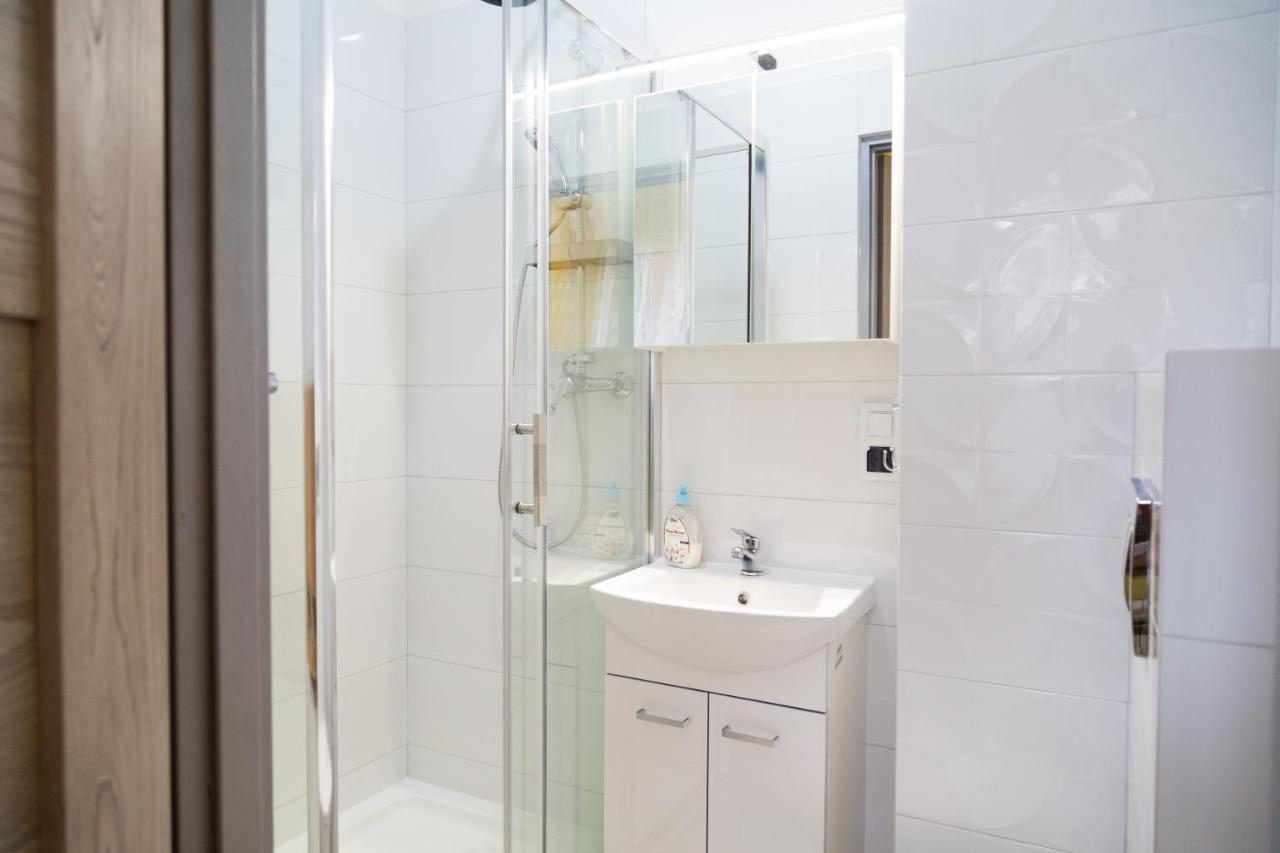 Apartament Przy Rynku Ostrowiec Swietokrzyski Luaran gambar