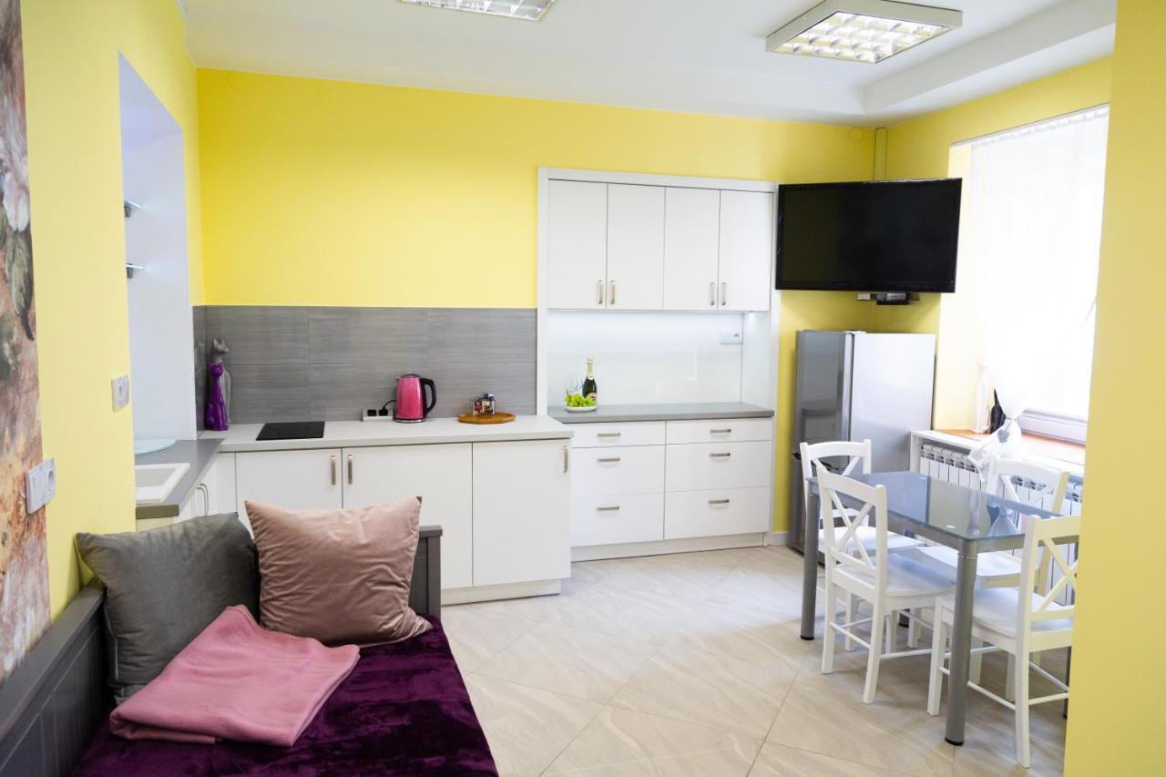 Apartament Przy Rynku Ostrowiec Swietokrzyski Luaran gambar